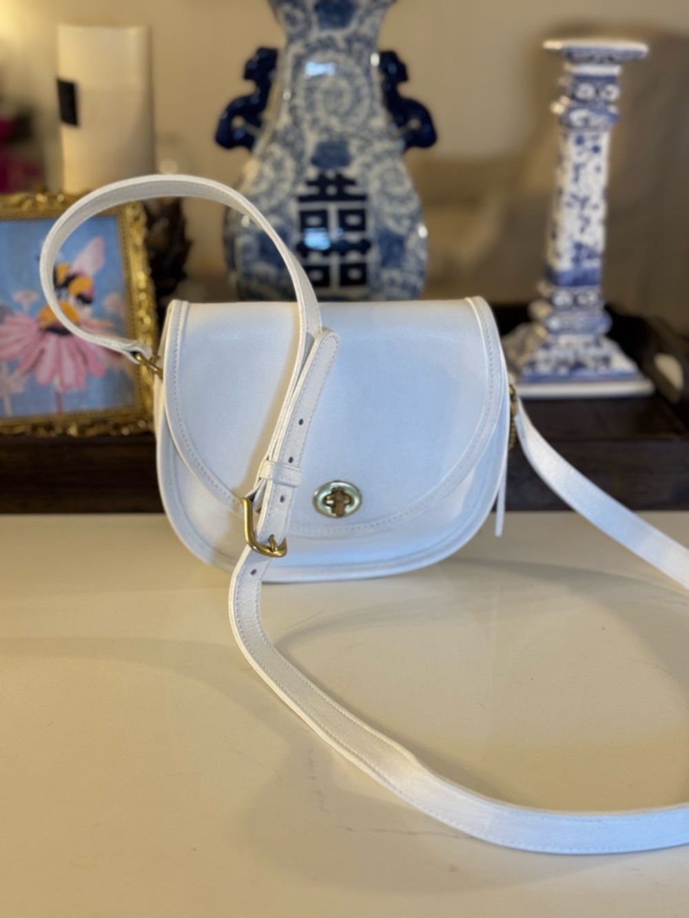 🤍 VINTAGE COACH WHITE LEATHER WATSON TURNLOCK CROSSBODY BAG #9981! - Picture 2 of 12